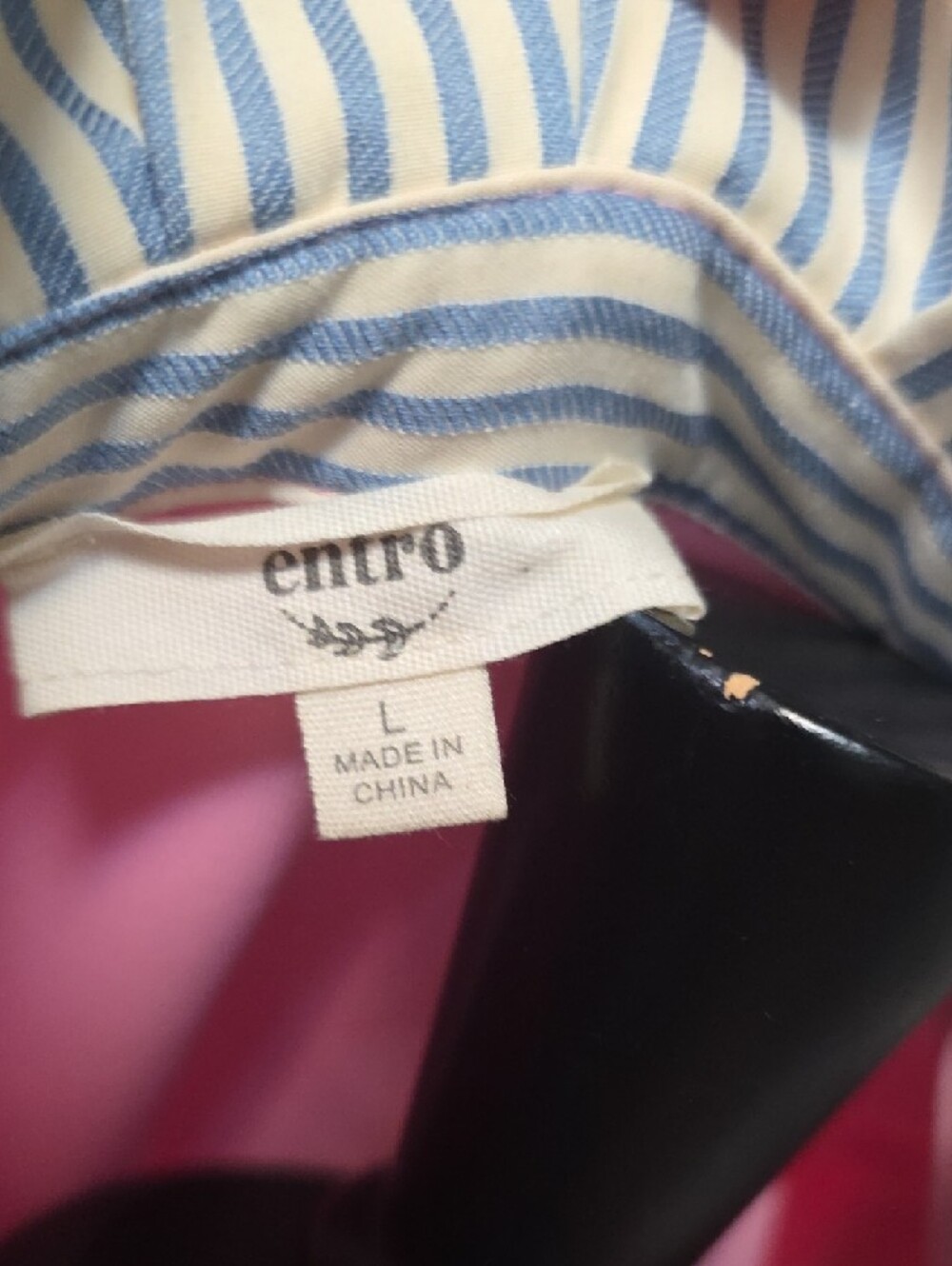 Entro Ruffle Collar Top - Size L - Picture 3 of 4